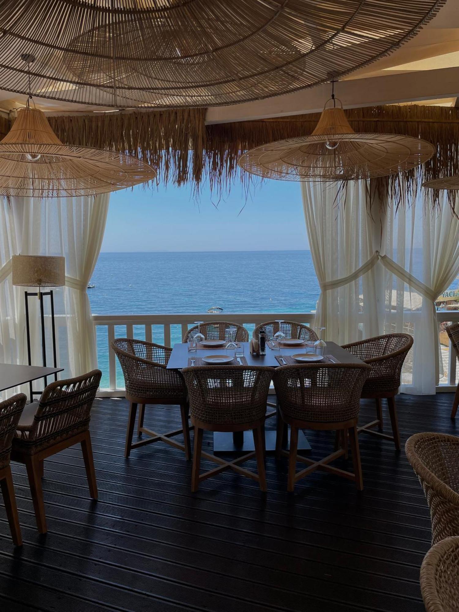 Platinium Hotel Dhermi